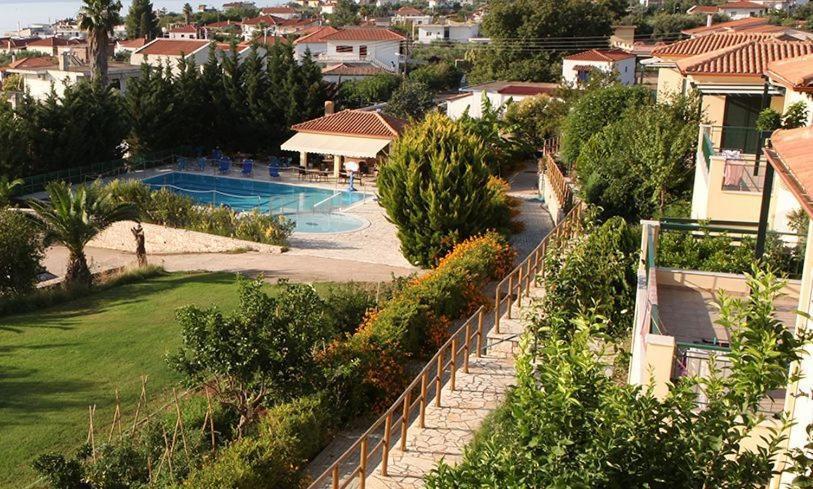 Il Villaggio Chrani Exterior photo