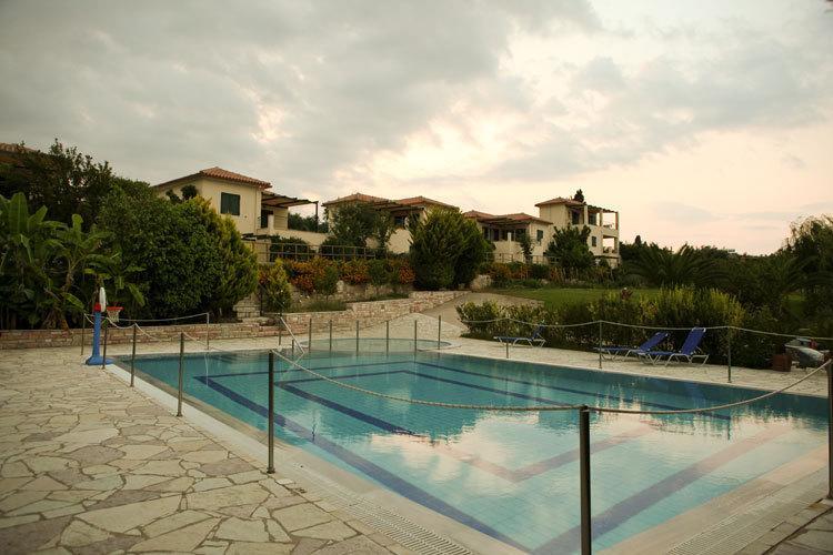 Il Villaggio Chrani Exterior photo